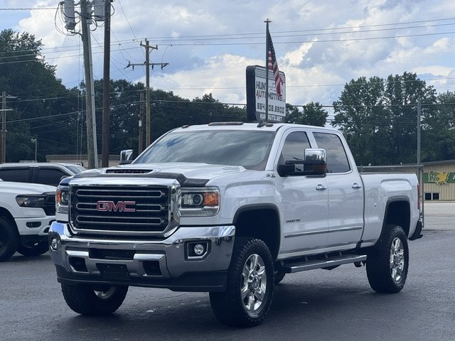 2019 GMC Sierra 4WD Crew Cab Standard Box SLT's photo