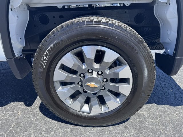 2024 Chevrolet Silverado 2500HD Custom - Photo 22