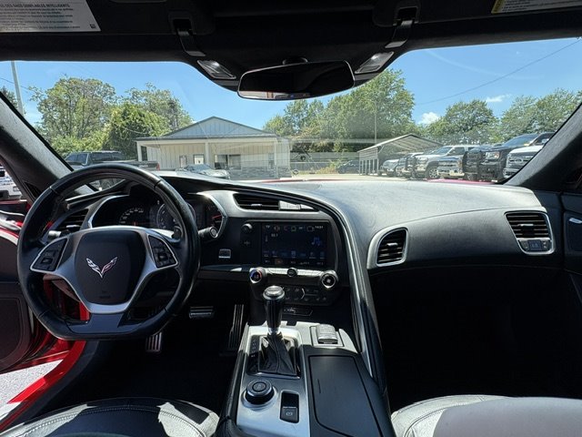 2018 Chevrolet Corvette 3LT - Photo 11